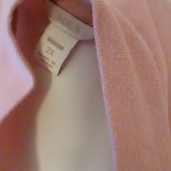 Twist front crop top - Picture 3 of 3